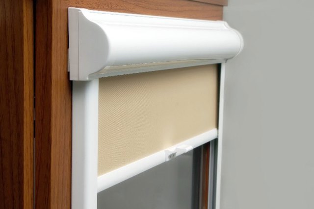 РУЛОННЫЕ КАССЕТНЫЕ ЖАЛЮЗИ РУЛОННЫЕ КАССЕТНЫЕ ЖАЛЮЗИ