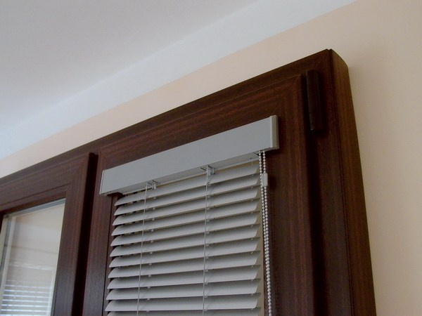 ГОРИЗОНТАЛЬНЫЕ КАССЕТНЫЕ ЖАЛЮЗИ