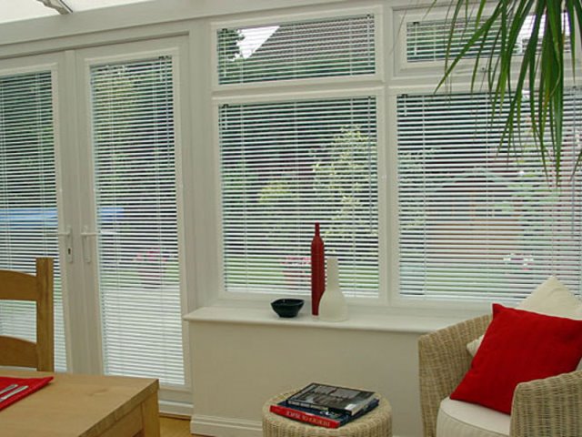 ГОРИЗОНТАЛЬНЫЕ КАССЕТНЫЕ ЖАЛЮЗИ