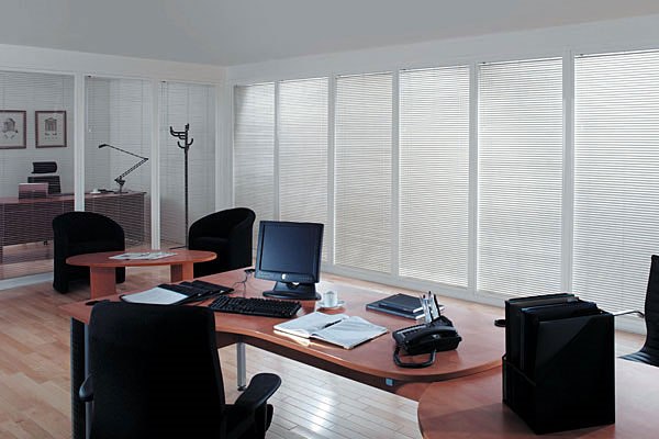 ГОРИЗОНТАЛЬНЫЕ КАССЕТНЫЕ ЖАЛЮЗИ