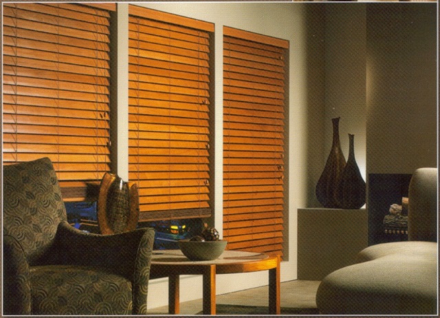 ГОРИЗОНТАЛЬНЫЕ ЖАЛЮЗИ ИЗ ДЕРЕВА