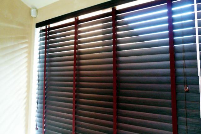 ГОРИЗОНТАЛЬНЫЕ ЖАЛЮЗИ ИЗ БАМБУКА ГОРИЗОНТАЛЬНЫЕ ЖАЛЮЗИ ИЗ БАМБУКА